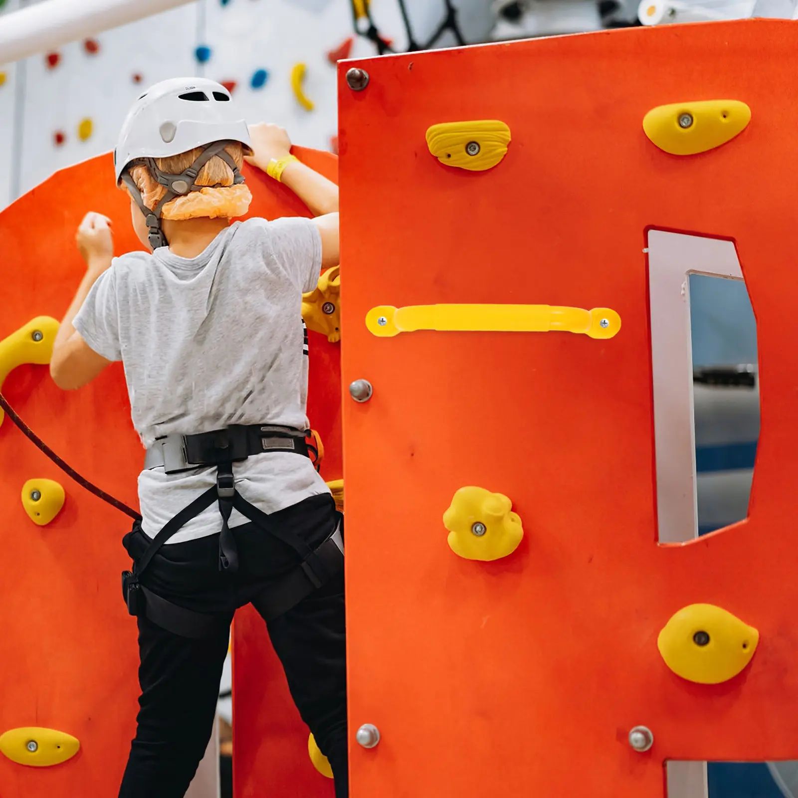 

2Pcs Playground Safety Handles Large Plastic Grip Bars Secure Kids Outdoor Playhouse Equipment Accessories for Parks