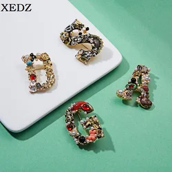 Fashion Unique Design Charm Gemstone Pearl Letter Brooch Men's and Women's Clothing Accessories Pins Memorial Day Party Gifts