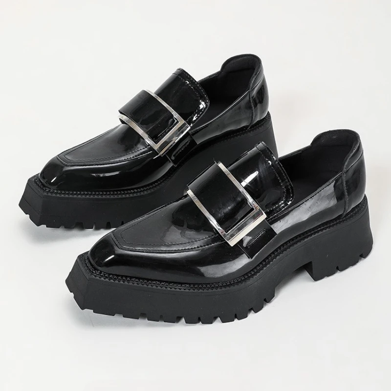 

Luxury Women's Shoes Fashion Black Patent Leather Square Toe Loafers Women Designer Metal Buckle Casual Shoes British Brand Shoe