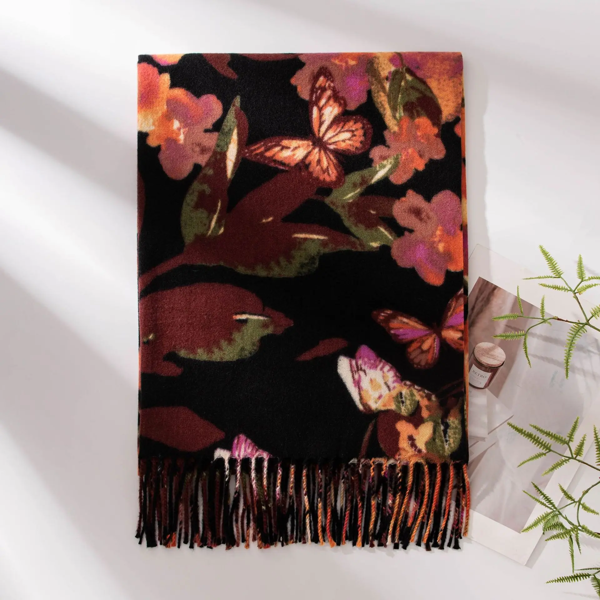 

New Soft and Warm Imitation Cashmere Sweet Printed Tassel Scarf with High-end Feel, Versatile for Commuting, Women's Shawl