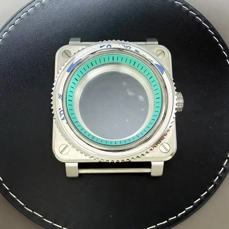 42mm シルバーシャドウ NH35 時計ケース スクエア ステンレススチール サファイアクリスタル NH35 NH36 7S26 4R35 4R36 自動巻きムーブメントに適合