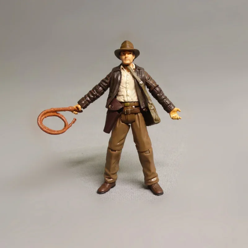 Genuine Bulk Indiana Jones 3.75 "9cm Soldier Joint Movable Action Figure Military Action Figures Children's Toy Birthday Gift