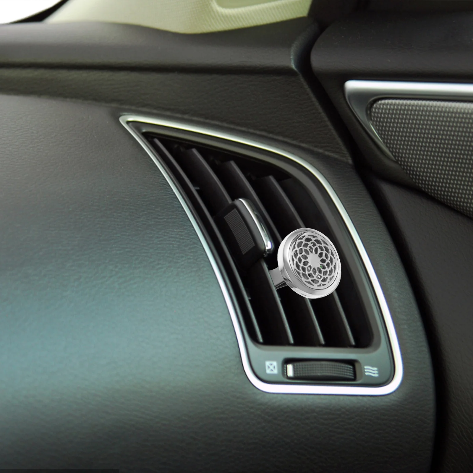 

Car Aromatherapy Clip Vent Diffuser Hollow Flower Design Refillable Pads Car Vent Freshener Clip Essential Oil Diffuser
