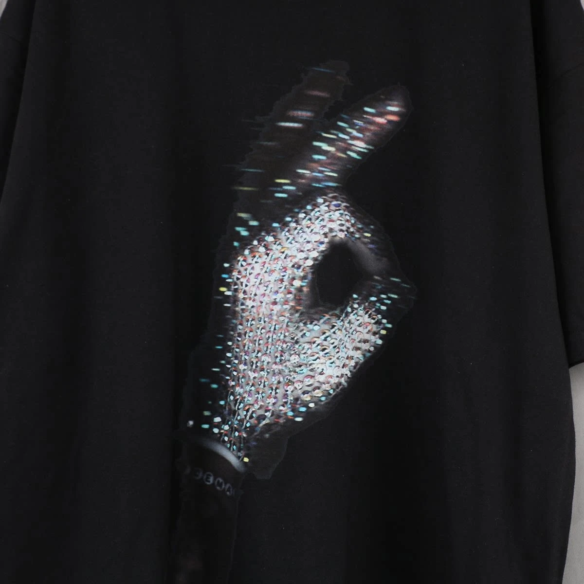 Hip-hop OK Hand Sign Shimmering Glove Y2k Vintage Oversized Graphic Tee Cotton Mens Womens T-Shirt Summer Streetwear