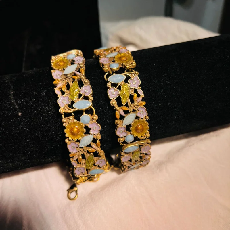 【Tender Color Garden Bracelet】Vintage Bracelet Drip Glazed Enamel Gold-Plated Flower Bee Fashion Ancient and Beautiful