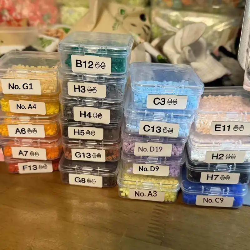 ● Large Capacity Fuse Beads Organizer 60 Small Boxes Clip Closure Bean Storage Box Multi-functional 221 Color Labels