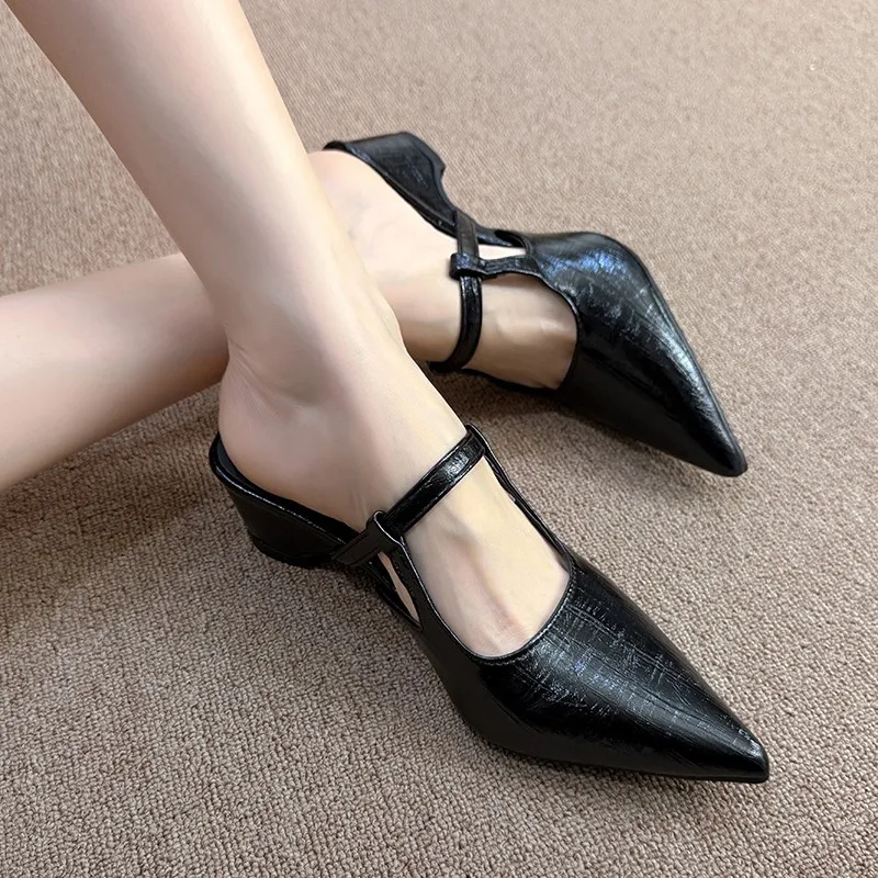 French Block Heel Pointed Toe Mary Zhen Cool Drag 2026 Spring and Summer New Design Sense Niche Baotou Half Slippers Women