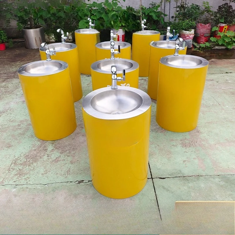 

Outdoor stainless steel wash basin integrated floor column scenic square school