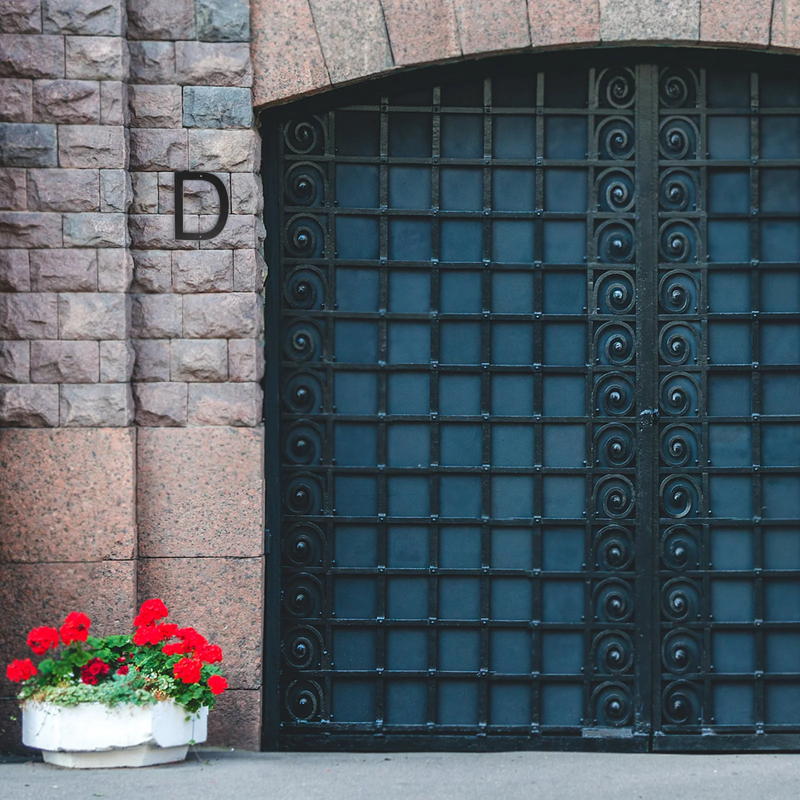 

Black 3D Floating Address Letters Weather Resistant Durable Door Signage Nail Mount Easy Modern Design For Hotel