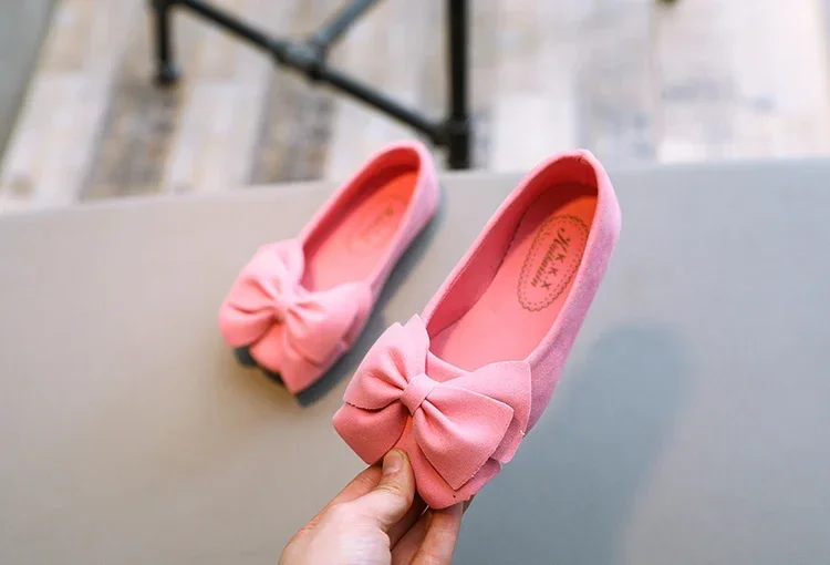 2024 neue Mode Mädchen Schuhe Pu Leder mit großen Fliege Bonbon Farbe Kinder Sandalen Slip-On Kinder Freizeit schuhe 21-36 weich heiß – Detail 11