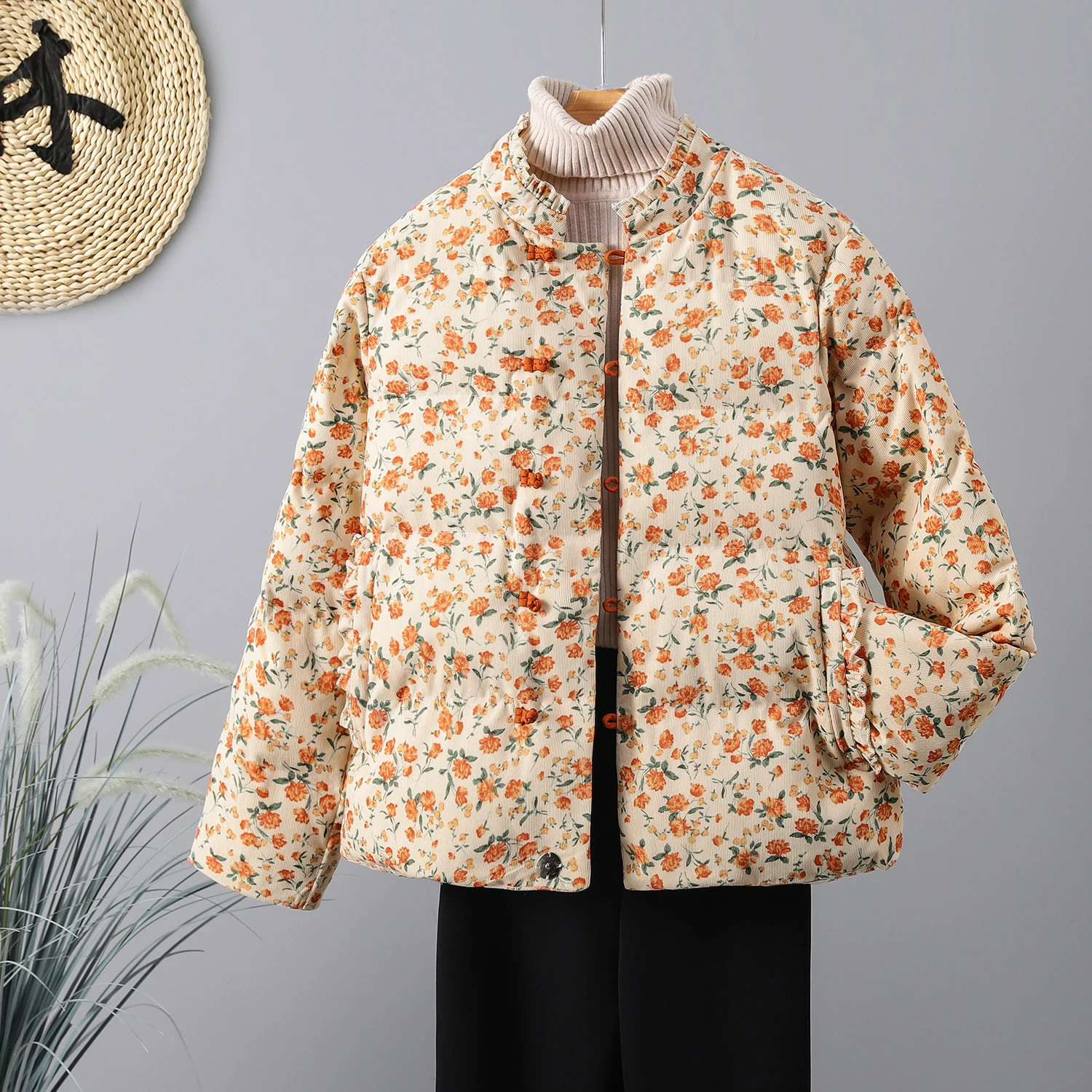 

Thickened Corduroy down Cotton Jacket Women's Short Style Winter New Floral Print Buttoned Coat Warm Comfortable Commute Fashion