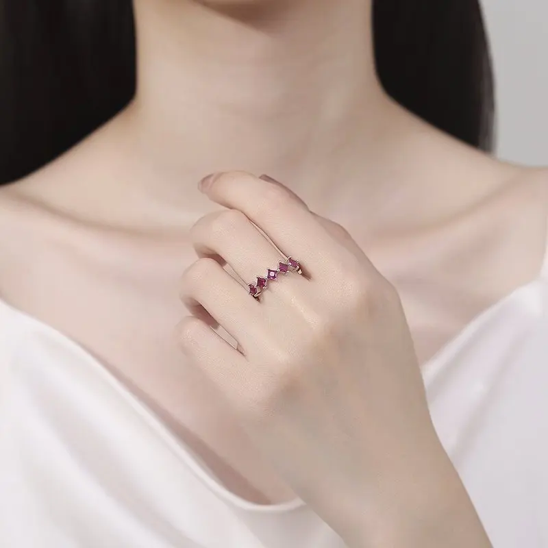 Imitation natural ruby ring - Women's simple and fashionable jewelry, ideal gift for ladies