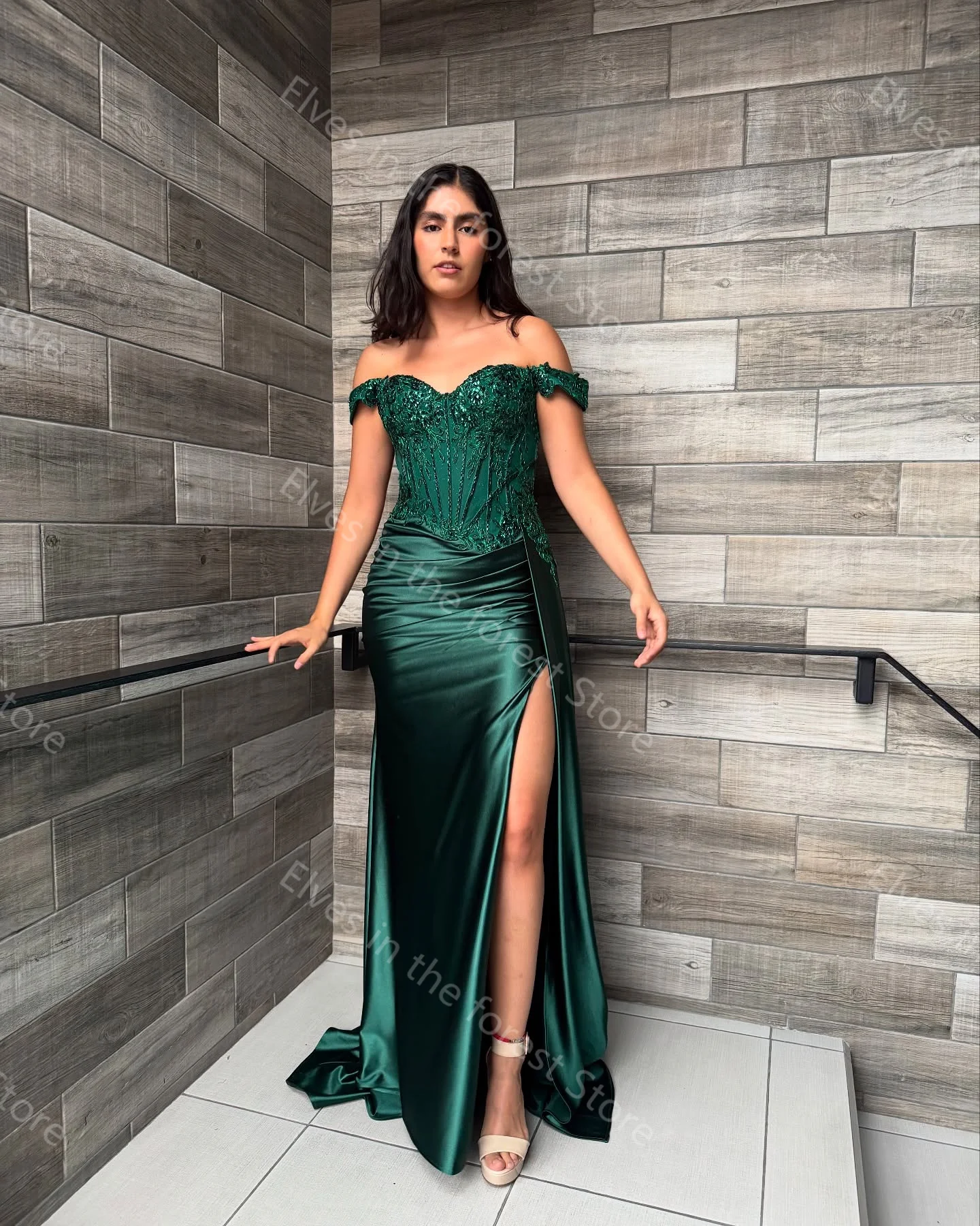Milivine Boutique Blue Dress: A Timeless Elegance for Every Evening Occasion