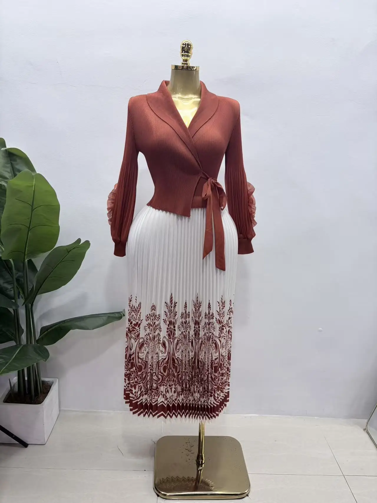

Miyake Loose Suit Collar New Women's Dress Fashionable Slim Temperament Elegant Pleated Casual Long Dress