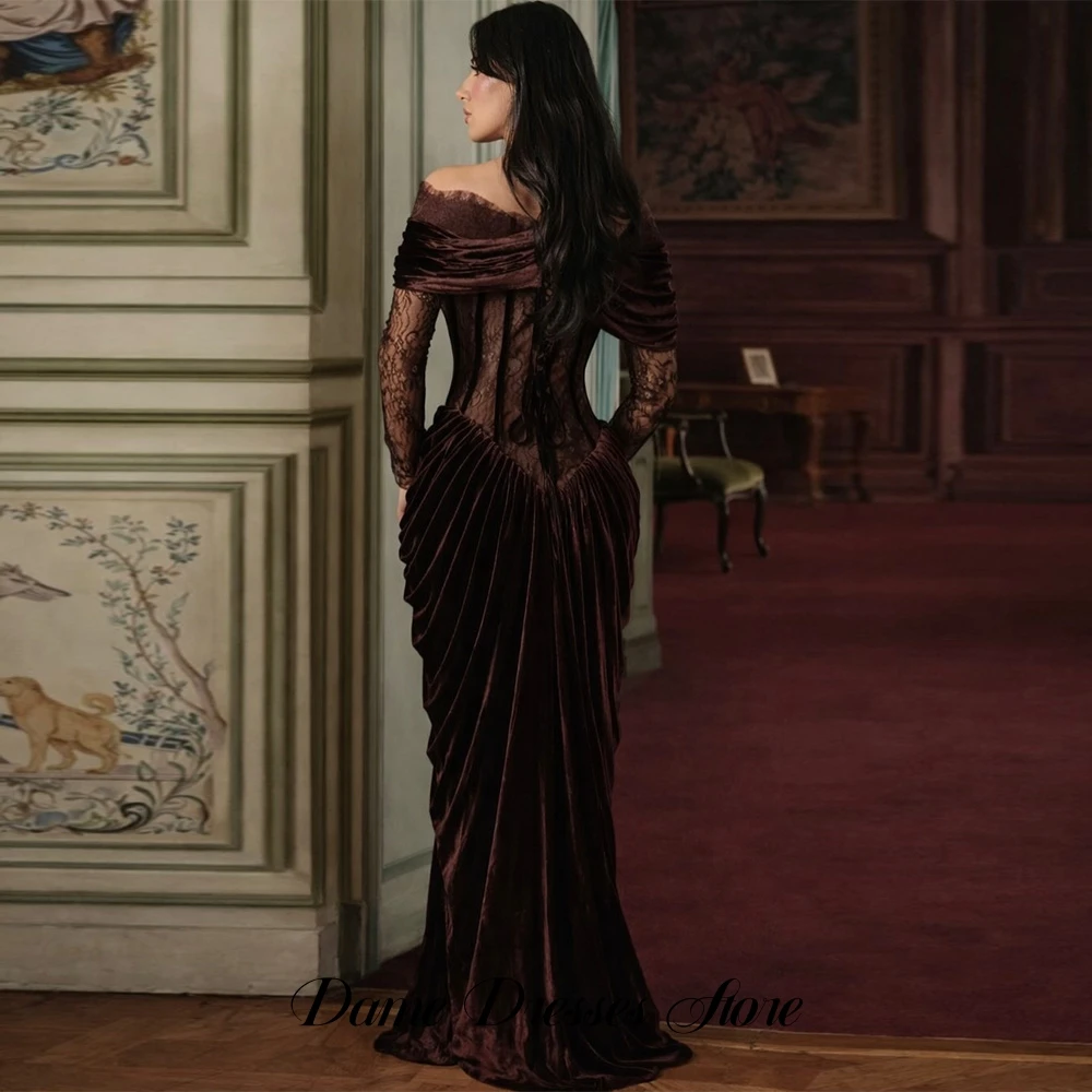 Luxuriöses Spitzenkleid mit Langen Ärmeln Maßgeschneidertes Abendkleid Elegantes Meerjungfrau-Plissee-Kleid Traumhaftes Samt-Bootshals-Abendkleid