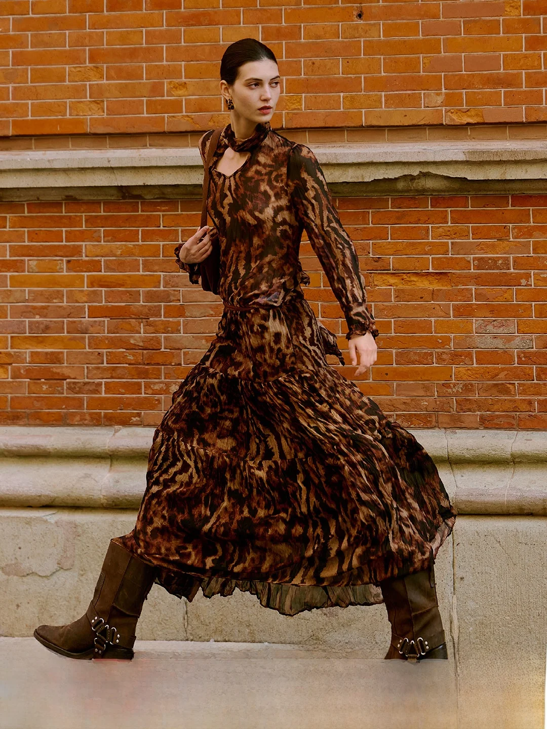 

Винтажный комплект Luna7xi: топ с длинным рукавом и леопардовым принтом в стиле русалки и юбка с высокой талией для коррекции фигуры, модный женский ансамбль