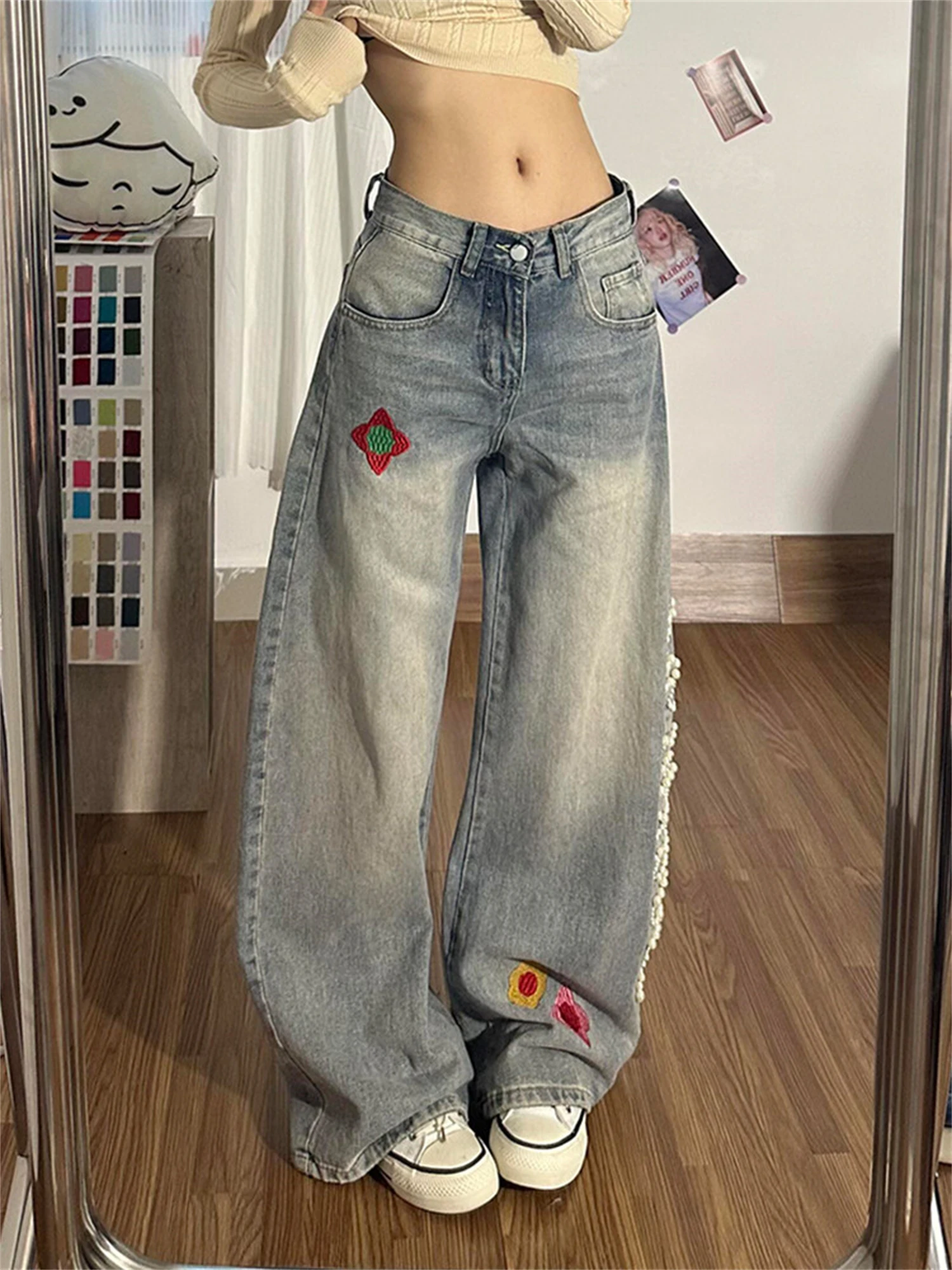 

Women's Light Blue Gradient Wash Oversized Wide Leg Denim Jeans Flower Embroidery Baggy Vintage Y2K Streetwear Ladies Pants
