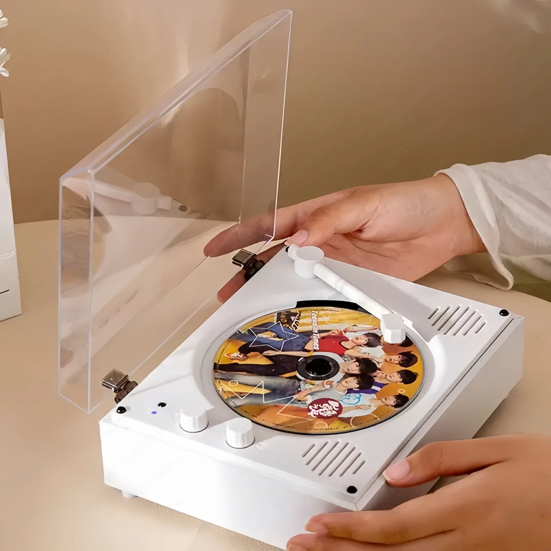 Retro Portable CD Player Built In Wireless Bluetooth Speaker Rechargeable Music Disc Album Player Ideal Gift