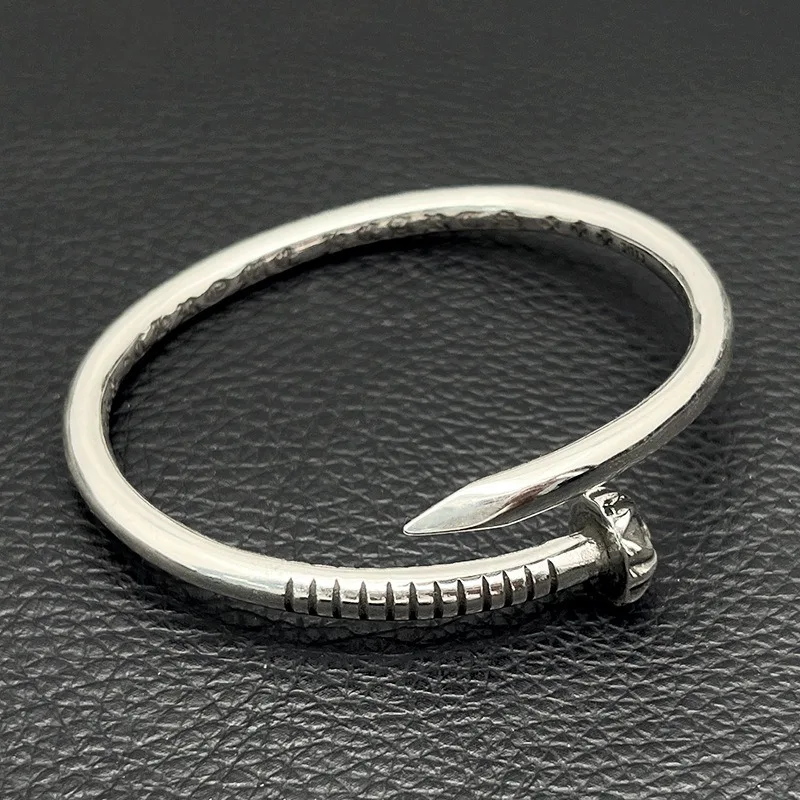Retro Cross Flower Head Nail Bracelet Niche Personality Classic Men's and Women's Open Bracelet High-end Couple Jewelry