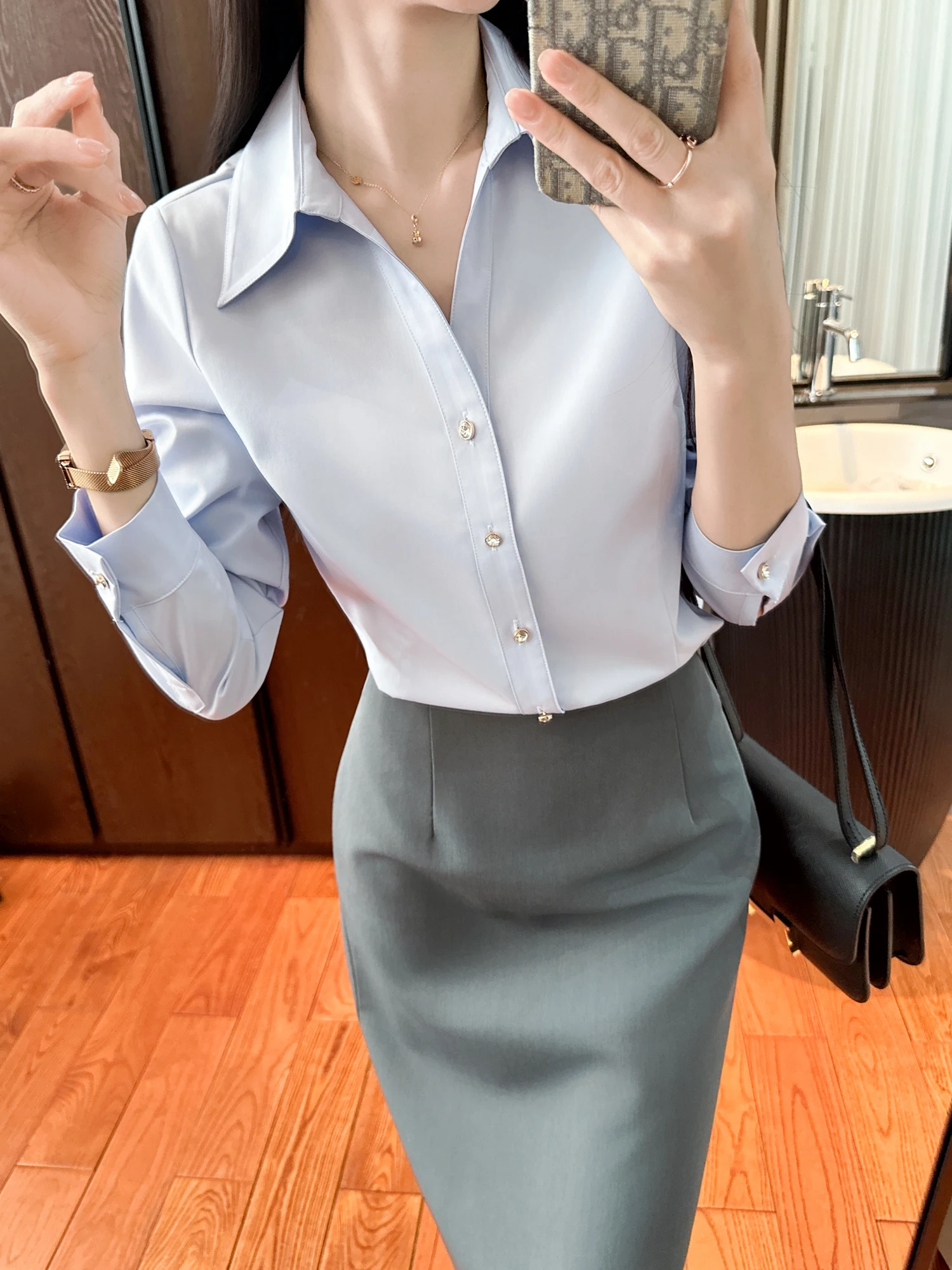 

Elegant Blue Satin Shine V-Neck Shirt Women's Fashion Commute Style Long Sleeve Classic Fit Button down Casual Shirt