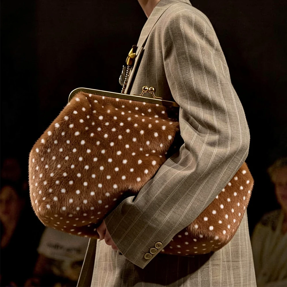 Fashion Plush Kisslock Women's Bag Polka Dots Clip Bags for Women Cloud Dumpling Shoulder Bag NEW Frame Handbags Female Clutch