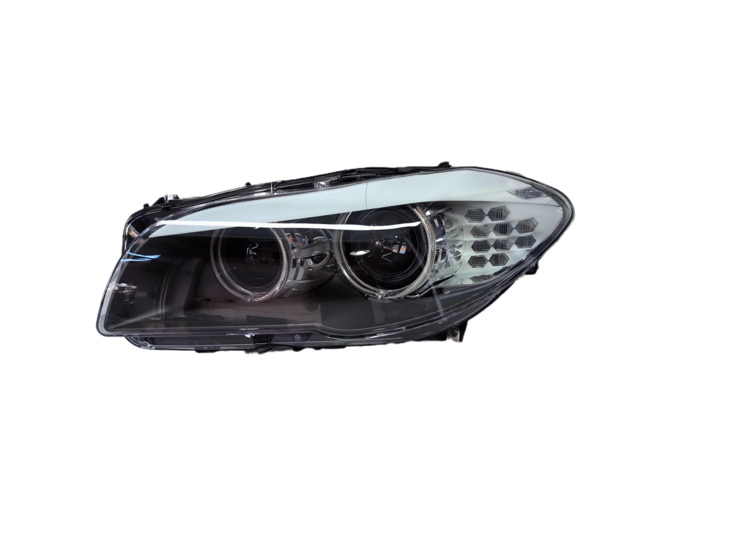 F10 High quality front lighting headlights suitable for 2011-2013 BMW 5 series F10 F11 dual hernia headlights