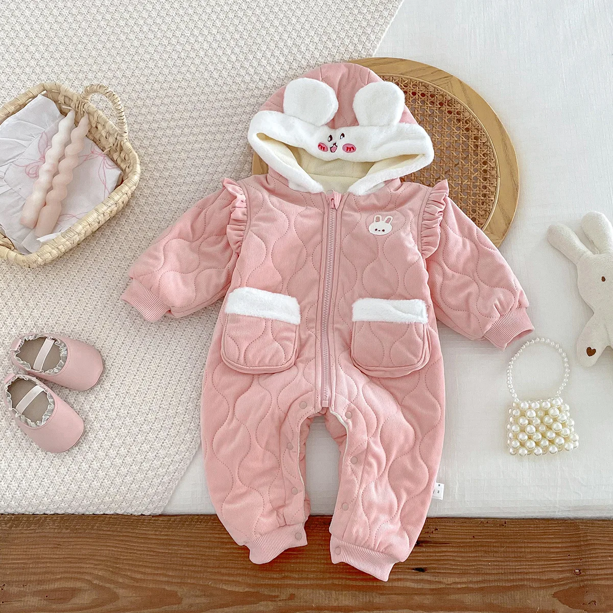 Ins Winter Infant Girls Jumpsuit Cartoon Rabbit Hooded Cotton Quilted Thickened Baby Girls Rompers Newborn Girls Bodysuit