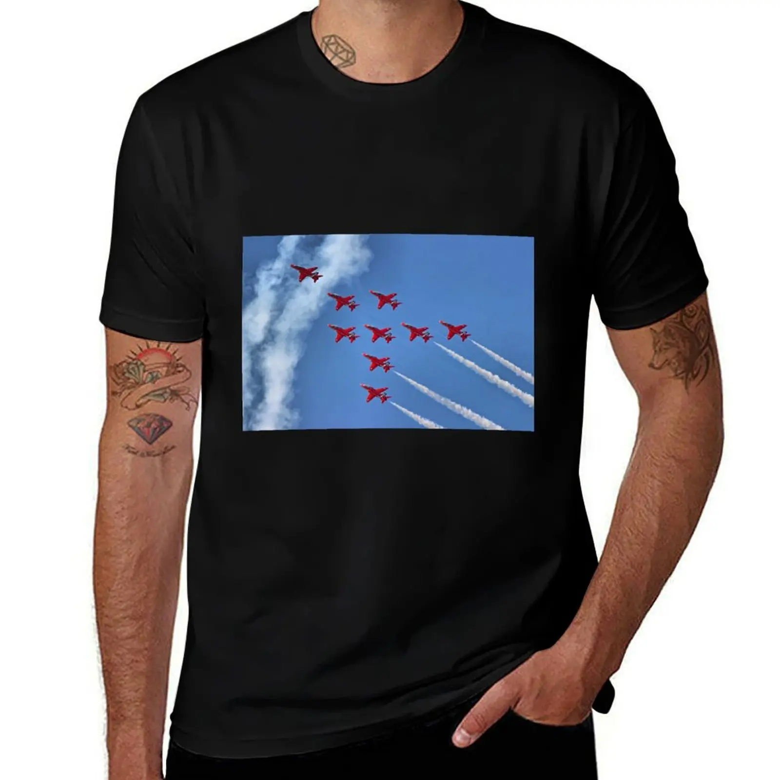 

The Red Arrows - Eagle Roll - Farnborough 2014 T-Shirt anime t shirts for man t shirts for man pack cotton T-Shirt