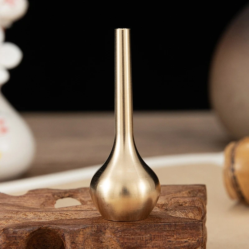 Pure Copper Mini Vintage Vase Ornament Home Decoration Retro Brass Flower Bottle Figurines Modern Light Luxury Decorative Crafts image 3