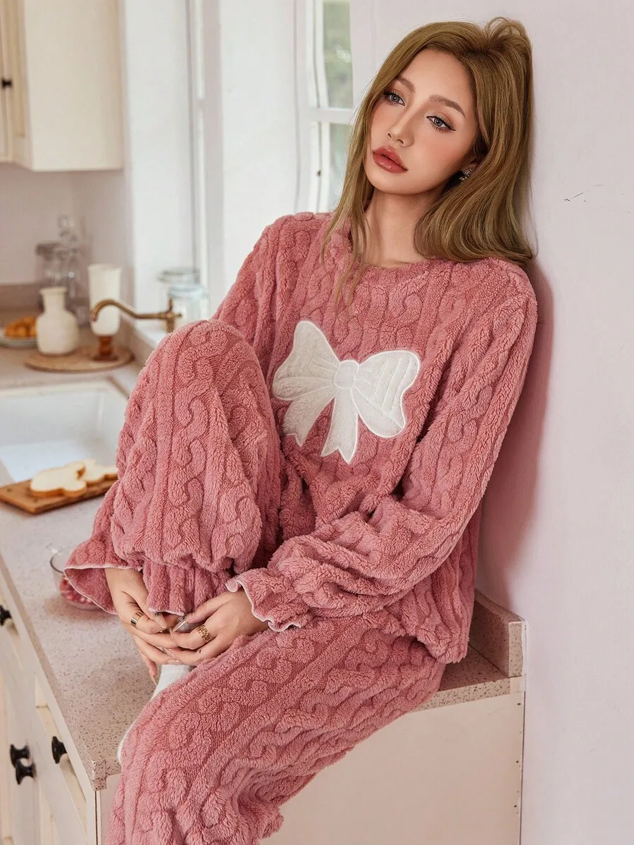 

Женский плюшевый вязаный пижамный комплект с вышитым бантом, длинными рукавами, уютная зимняя домашняя одежда