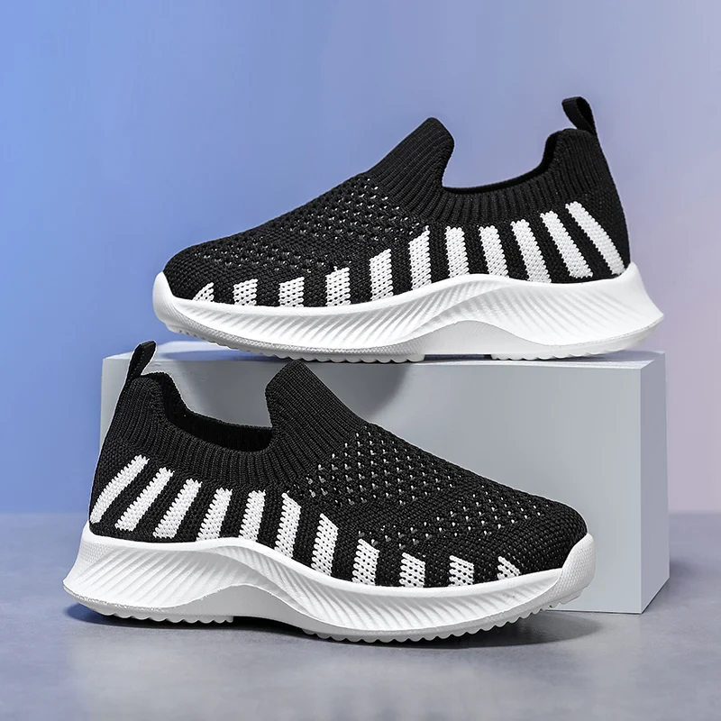 Boys' and children's casual shoes, breathable mesh sneakers in summer, light and non-slip children's sneakers, running sneakers