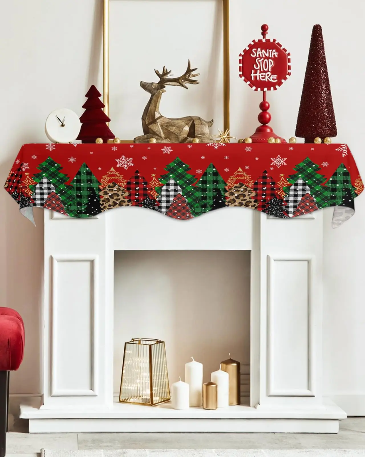 1 pcs Holiday Fireplace Scarf - Pixel Christmas Tree Theme, perfect holiday decoration, perfect for your home living room