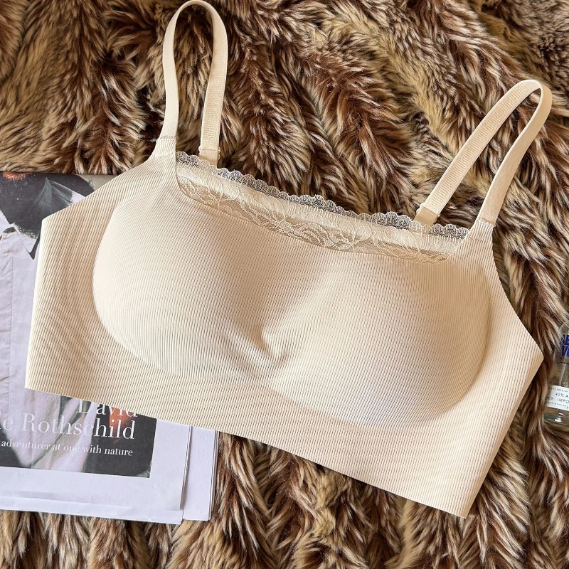 Female Seamless Tube Top Style Demi-cup Bralette Featuring A Push-up Anti-sag Design with A Lace Neckline Exuding Elegance