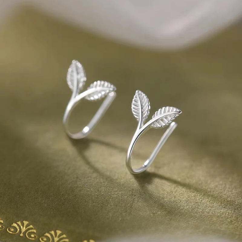 

Hot Sale 925 Sterling Silver Cute Young Shoot Earrings Fashionable Simple Gift for Girls Elegant Ear Ornaments for Women