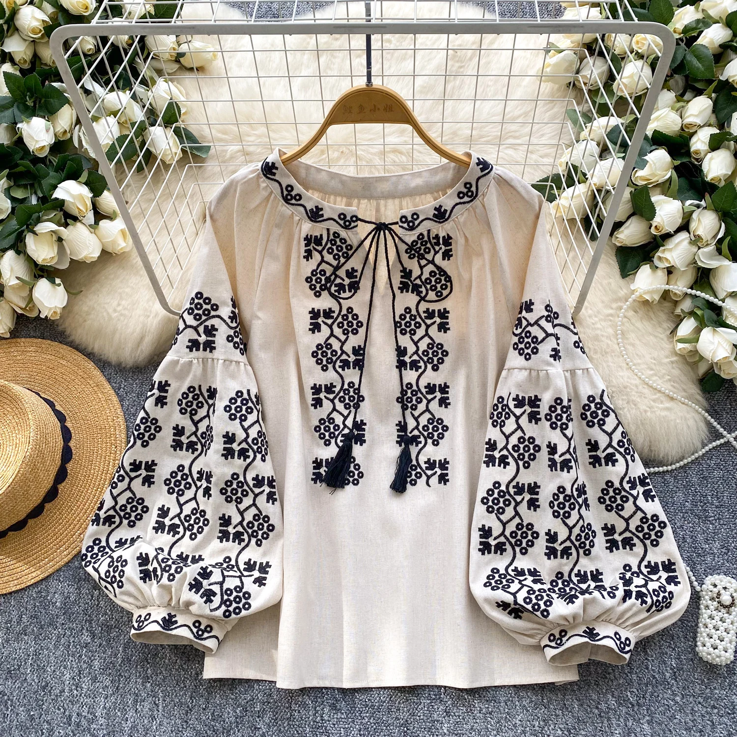 

vintage Long Sleeve Embroidered O-neck loose korean fashion blouse Female Tops autumn women clothing