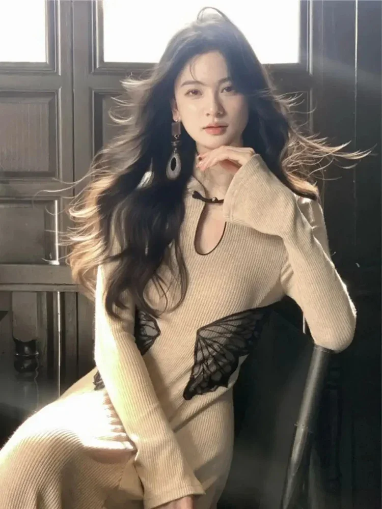 ชุดเซ็ตสองชิ้นสไตล์ Y2K สำหรับผู้หญิง ชุดเดรสไหมพรมลายผีเสื้อเอวสูง + เสื้อคลุมคอสูงครึ่งตัว ทรงสโมคฟร็อก ปี 2025 สไตล์แฟรี่กรันจ์