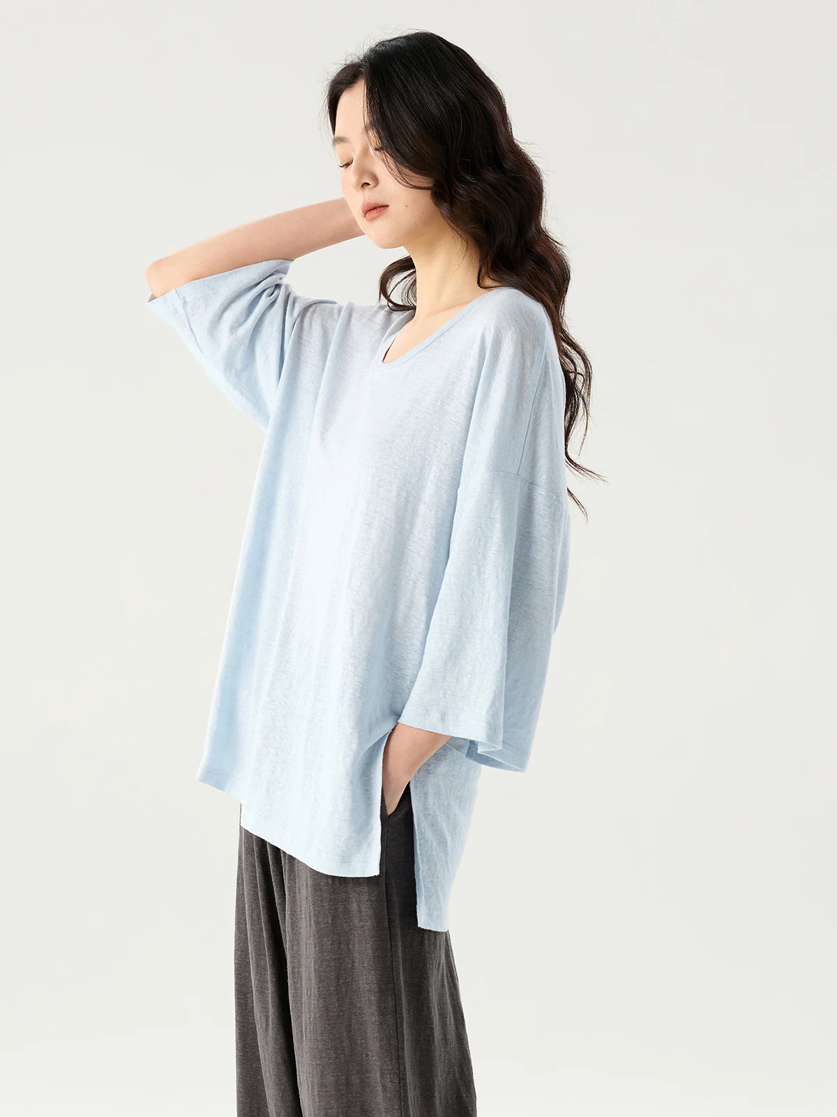 High Quality Linen U-Neck T-Shirt Natural White Versatile Blue And White Match All Casual Style Loose Fit Mid-Length Sleeve