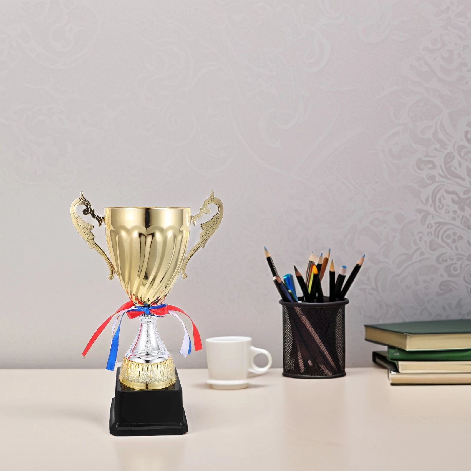

1pc Metal Alloy Trophy For Sports Competition Sports Competition Trophy School Ceremony Basketball Party Favor 27Cm