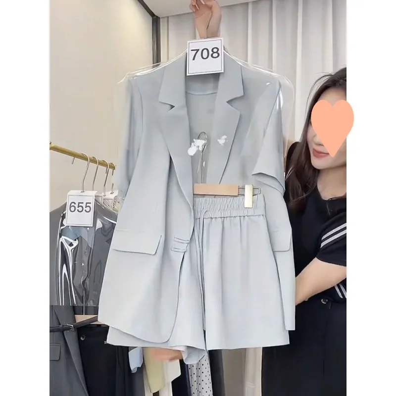 

Short-sleeved suit shorts professional suit women's summer new fashion temperament high sense small fragrance two-piece suit.