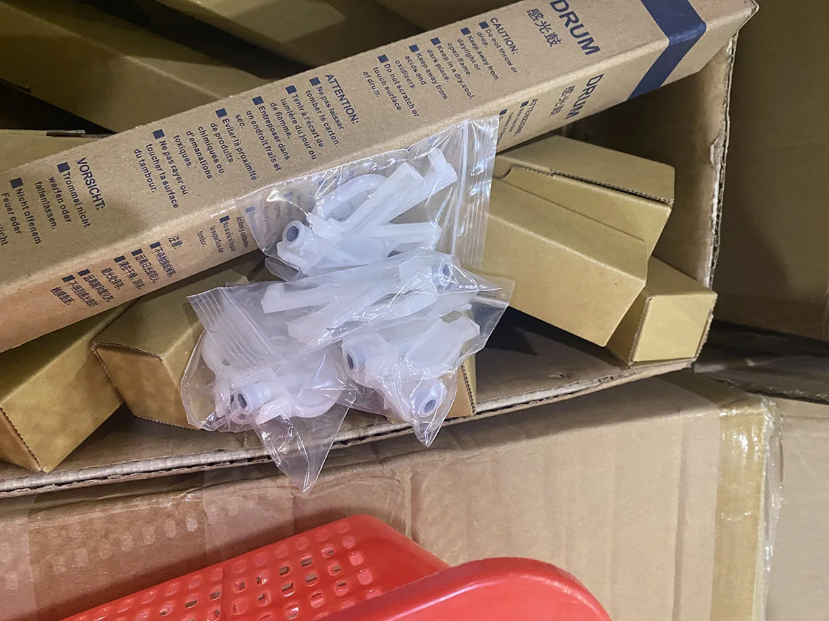 10pcs F138040 F138050 printer Ink damper for Epson Stylus Pro 7600 9600 R2100 R2200 7 colors eco solvent print head ink dumpers