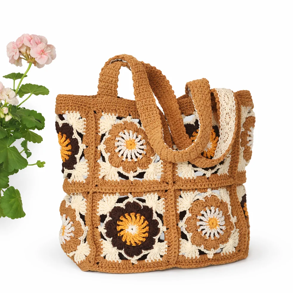 

Handmade Crochet Granny Square Shoulder Bag for Women – Vintage Boho Knit Tote with Cotton Lining & Magnetic Closure