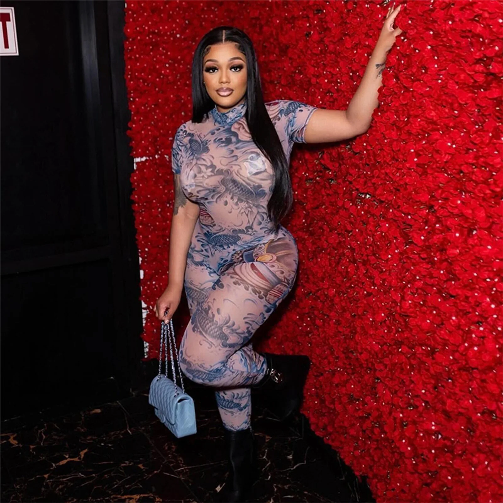 2025 유럽 및 미국 여성 의류 섹시 패션 백리스 패턴 프린트 시스루 메쉬 점프수트