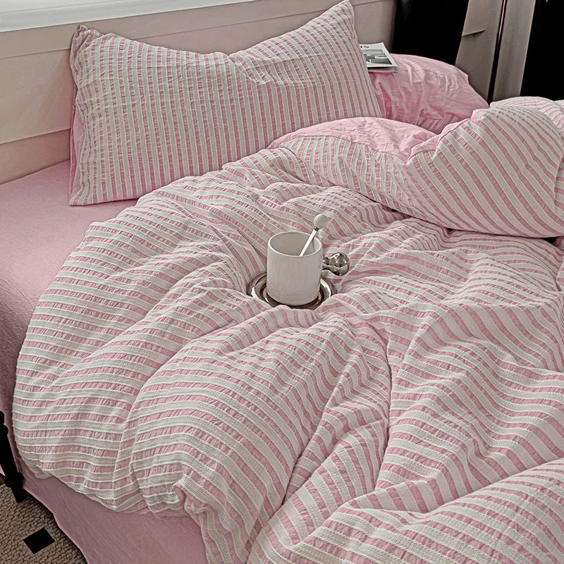 New Striped Jacquard Duvet Cover Set with Bed Sheets Soft Knitted Pink Bedding Set Skin Friendly Blanket Cover and Pillowcase