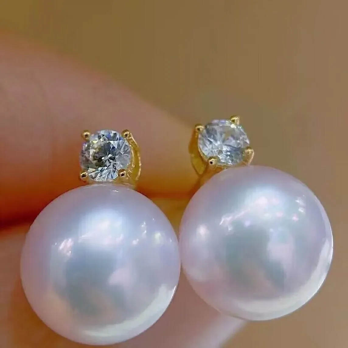 Selling Jewelry pair  10-11mm South China Sea Round White PEARL Earrings 925s SILVER  18K GOLD