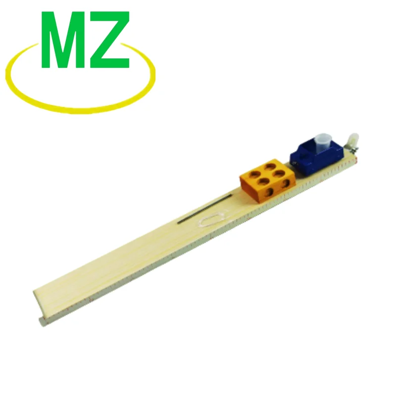 

Измерение средней скорости, наклонная плоскость, автомобиль, длинный деревянный секундомер, студенты младших классов средней школы, физическая механика, тест на работу