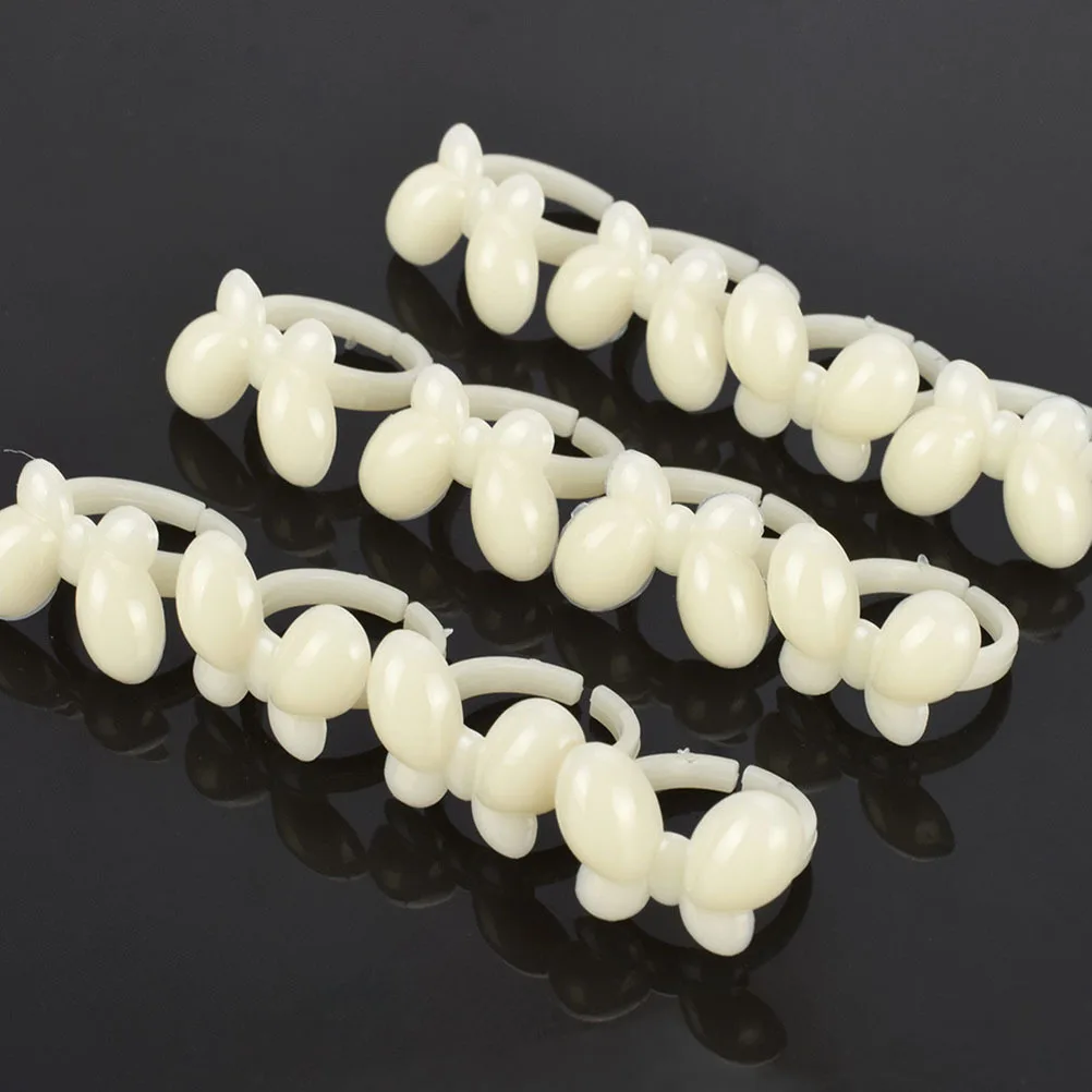 

50Pcs Nail Display Stand S Shaped Premium Quality Ring Holder for Nail Art Practice Photo Prop and Salon Decoration White