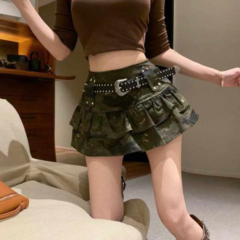 Women's Sexy Pleated Skirts Camouflage Y2k Spice Girl Cake Culottes Short Skirt with Belt