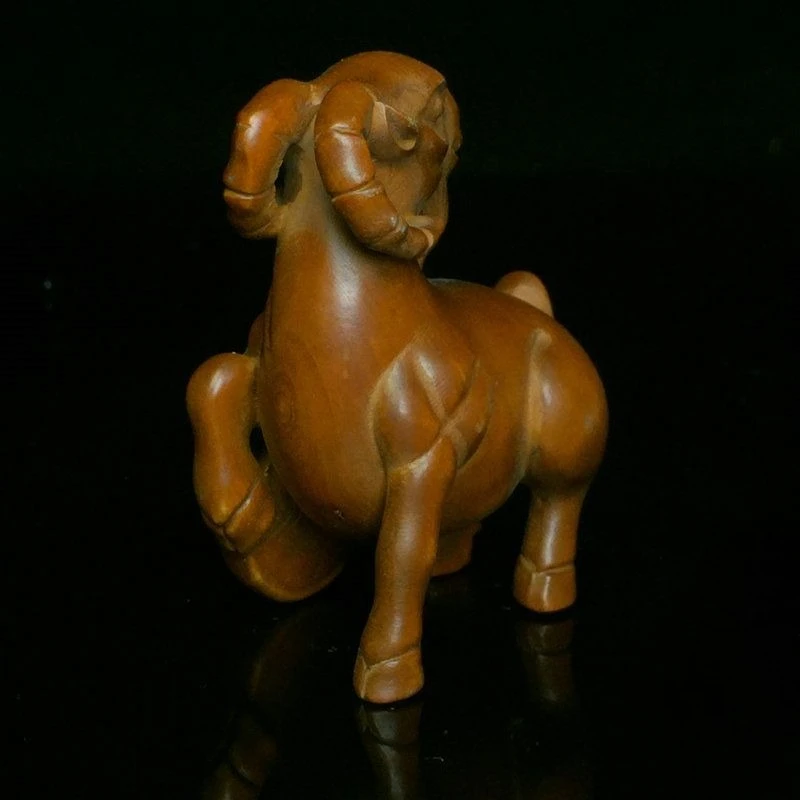 Hand Carved Wood leader goat sheep Statue Figurine Desktop Ornaments Home Decoration Crafts Tea Pet Decor
