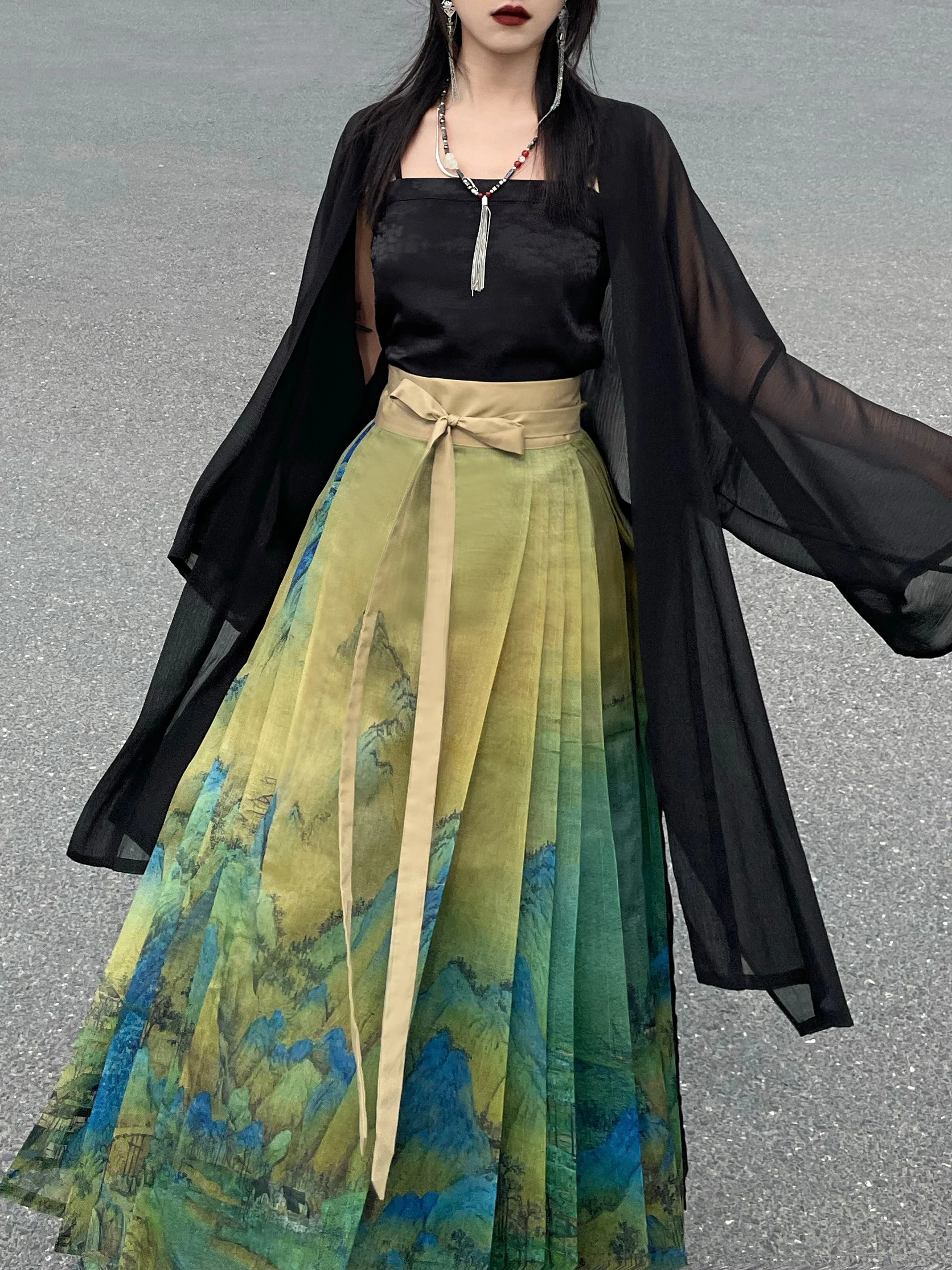 

Cloudy Tres Side Pin Qianti Jiangan Tail Skirt Hanfu Women's Autumn Six Meter Sway Daily Small Size Commuting Wear