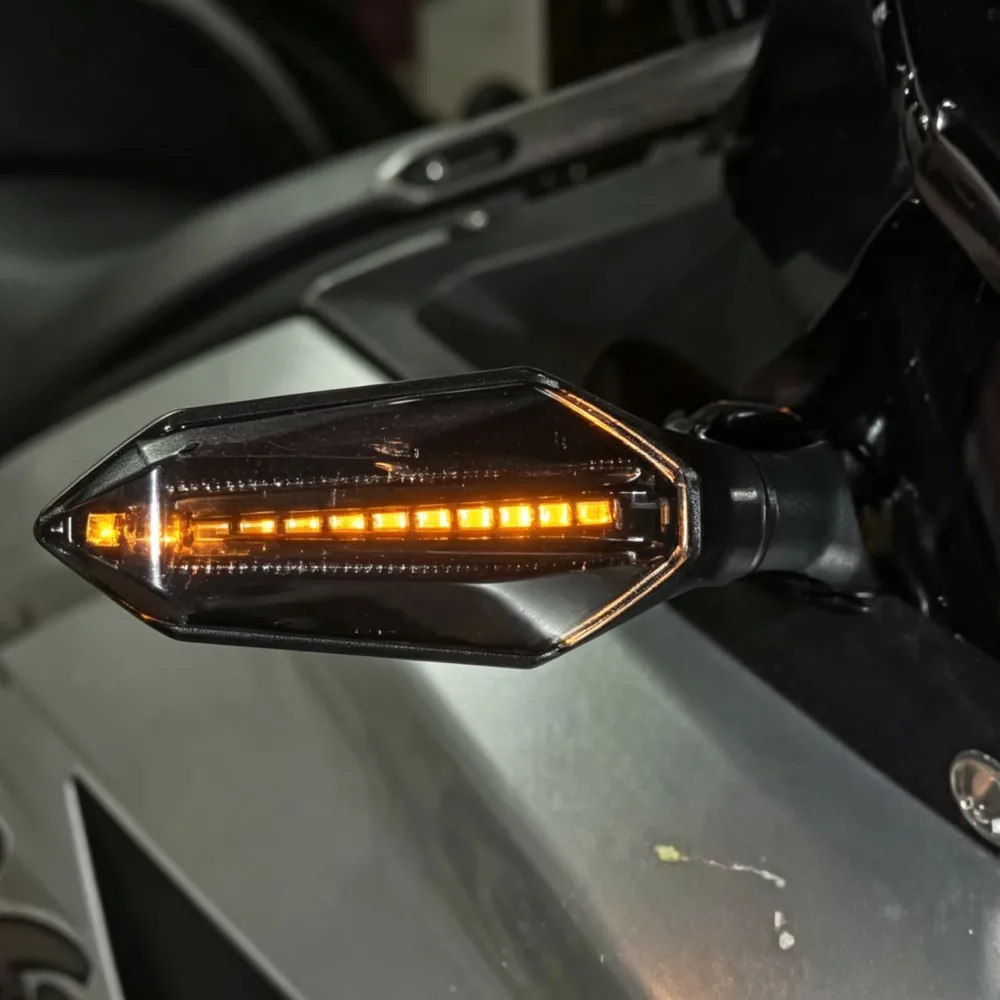 

For Kawasaki NINJA 300 400 ER6N ZX6R ZX9R ZX12R Z800 Z750 Z250 LED Turn Signals Light Flasher Stop Tail Lamp Indicator Lighting